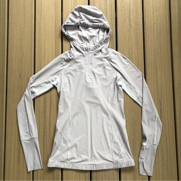 lululemon athletica Tops - Lululemon Light Grayish Blue Featherweight Hooded 1/4 Zip Long Sleeve Cover Sz 4